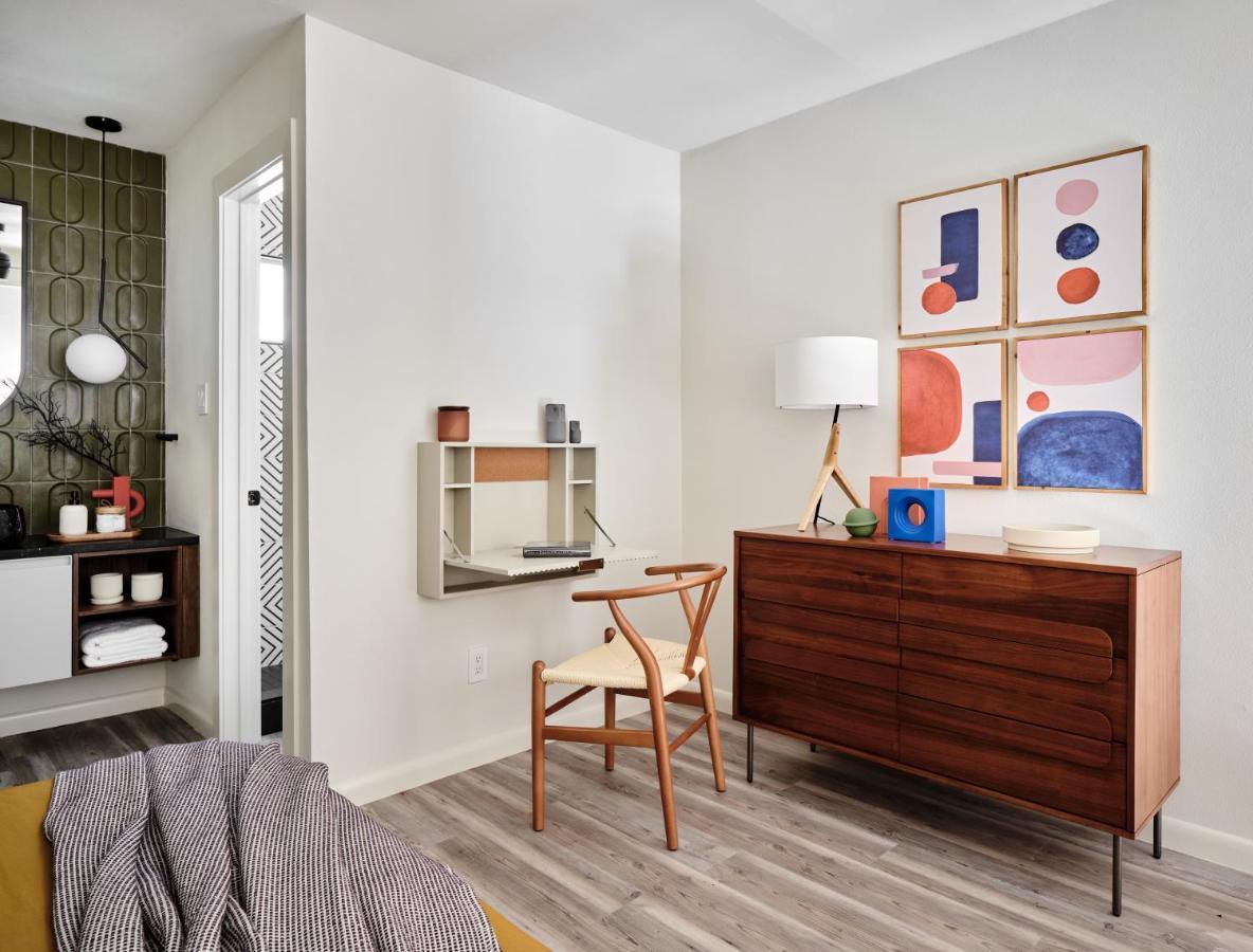 Apartamento Midcentury Couples Designer Loft - Casa Tuya Austin Exterior foto